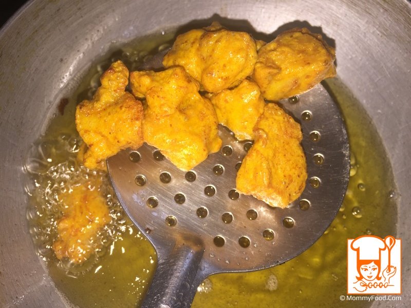 Let them fry till golden colour (approximately it will take 3-4 minutes)
